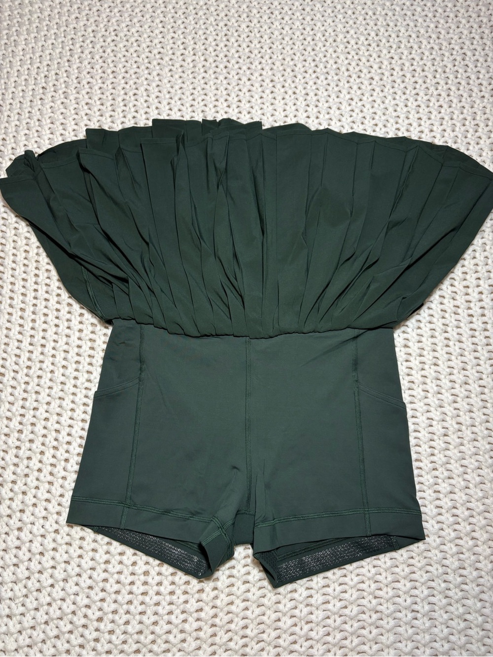 NWT lululemon legacy green high rise pleated tennis skirt size 8 - Picture 8 of 12